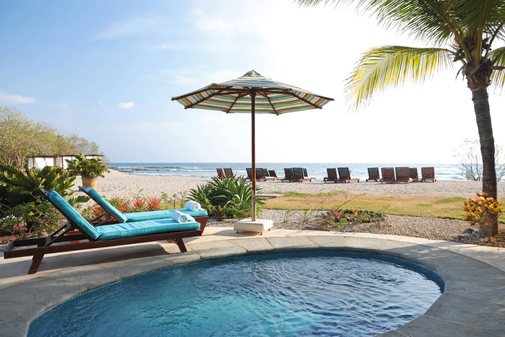 Make a splash in Costa Rica! Enjoy the pools at JW Marriott.