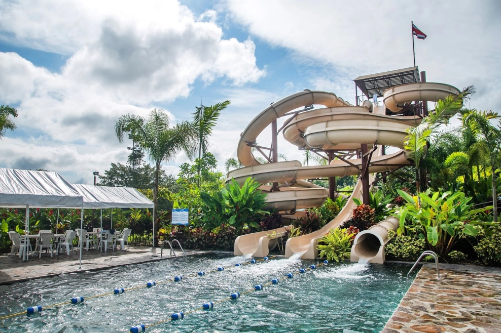 Make a splash at Kalambu Hot Springs, a kid's paradise in Costa Rica!